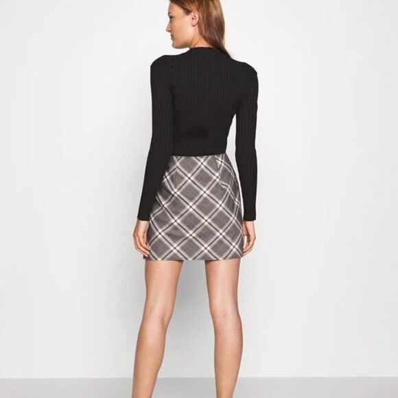 A&F Plaid Open Slit Mini Skirt - Picture 6 of 6